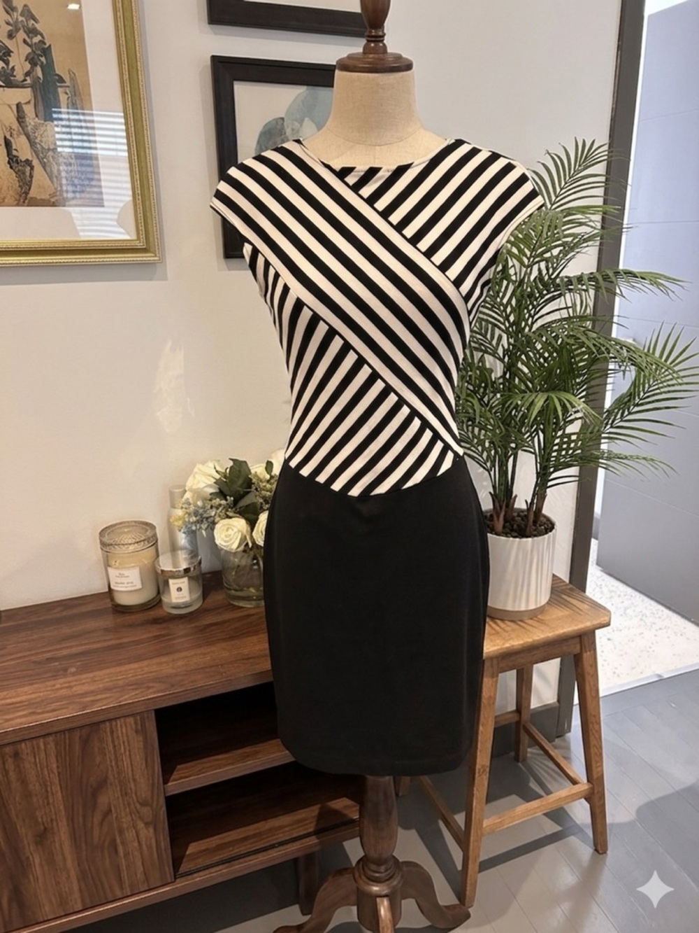 Black and White Stripe Sheath Dress - Elegant Women's Dress